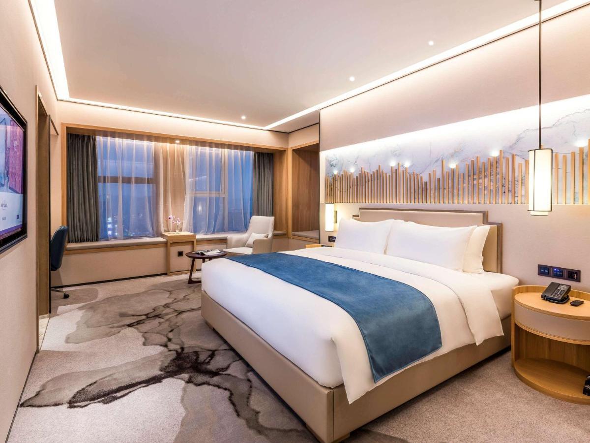 Mercure Chengdu Huapaifang エクステリア 写真