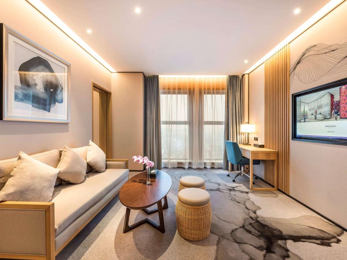 Mercure Chengdu Huapaifang エクステリア 写真