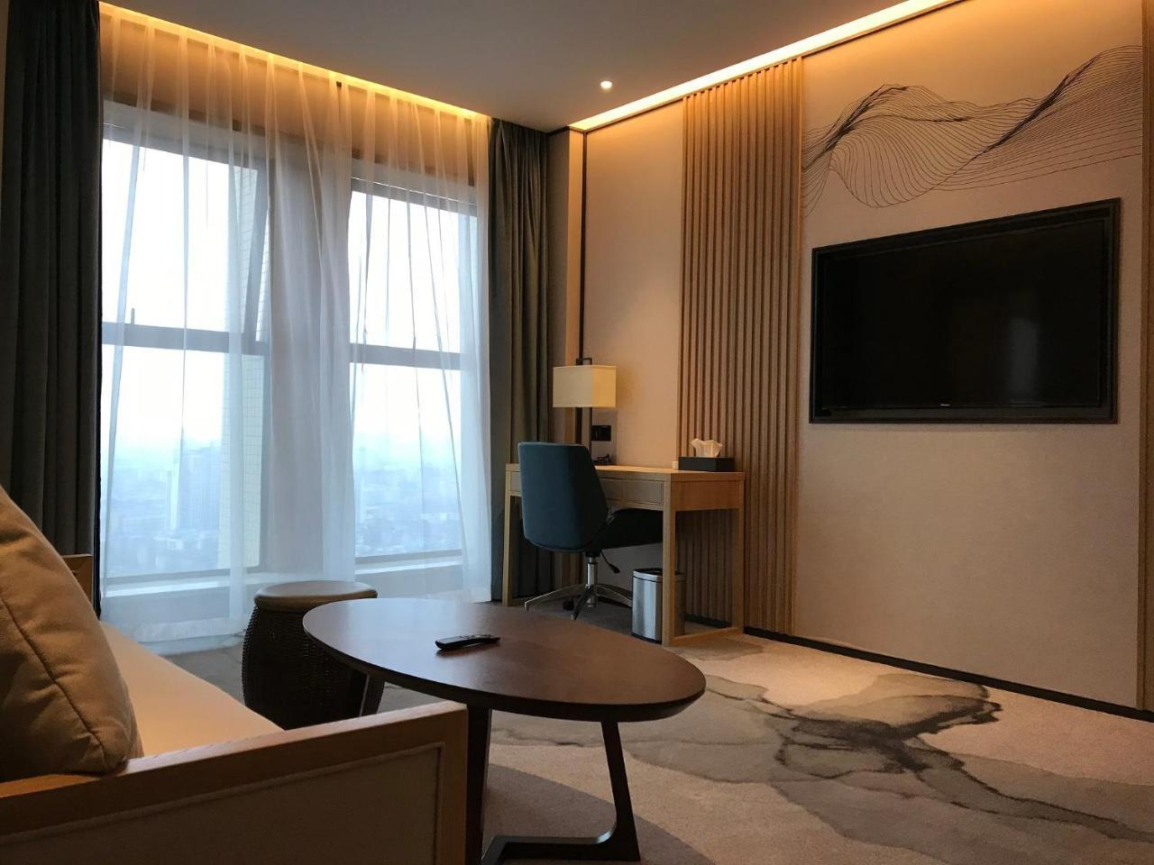 Mercure Chengdu Huapaifang エクステリア 写真
