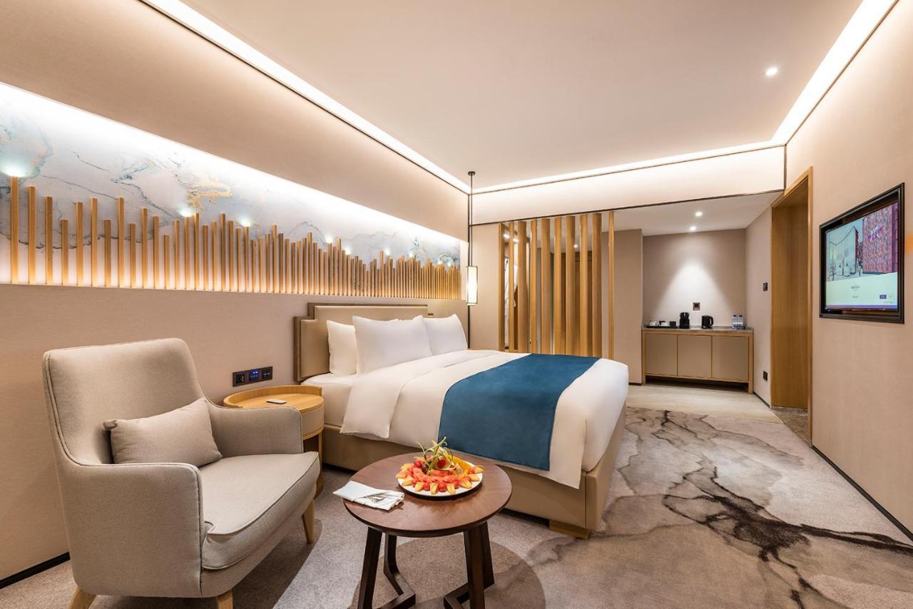 Mercure Chengdu Huapaifang エクステリア 写真