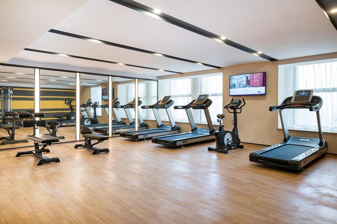 Mercure Chengdu Huapaifang エクステリア 写真