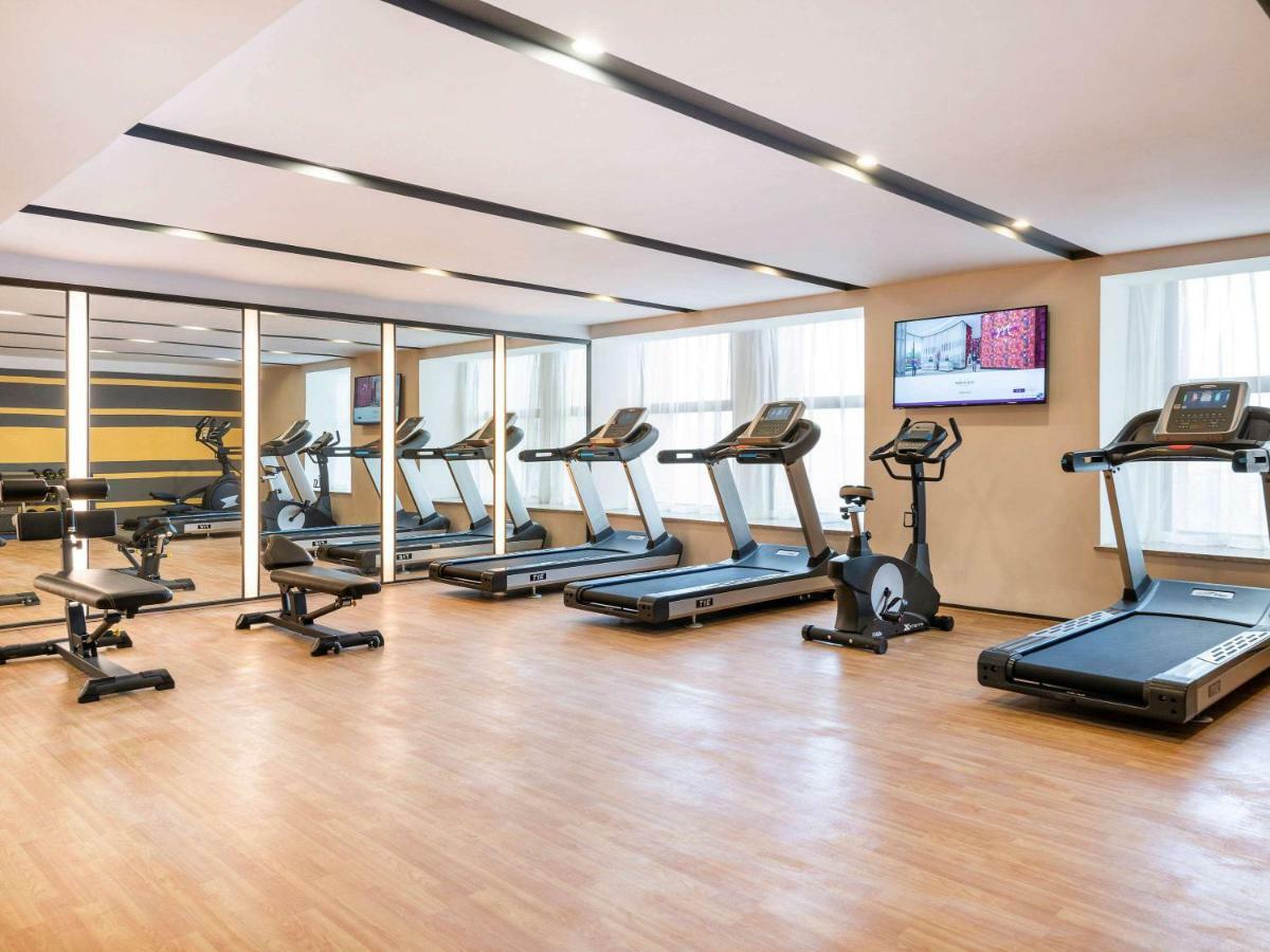 Mercure Chengdu Huapaifang エクステリア 写真