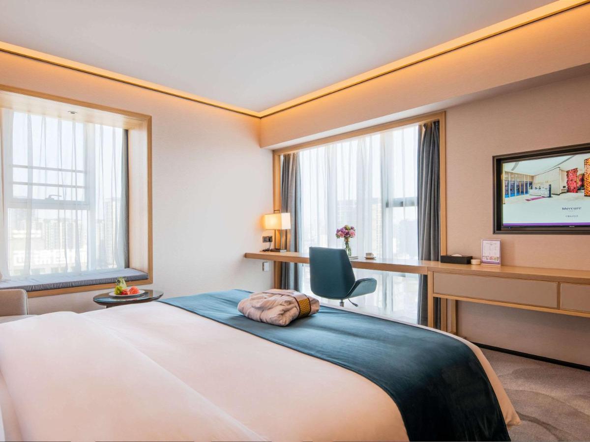 Mercure Chengdu Huapaifang エクステリア 写真