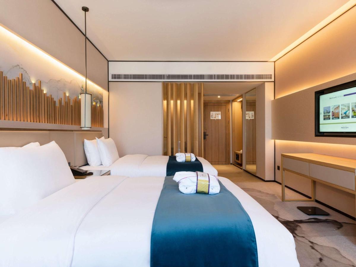 Mercure Chengdu Huapaifang エクステリア 写真